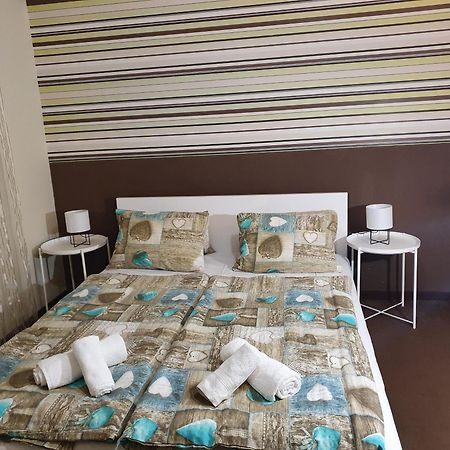 Doris Apartments Siofok Dış mekan fotoğraf